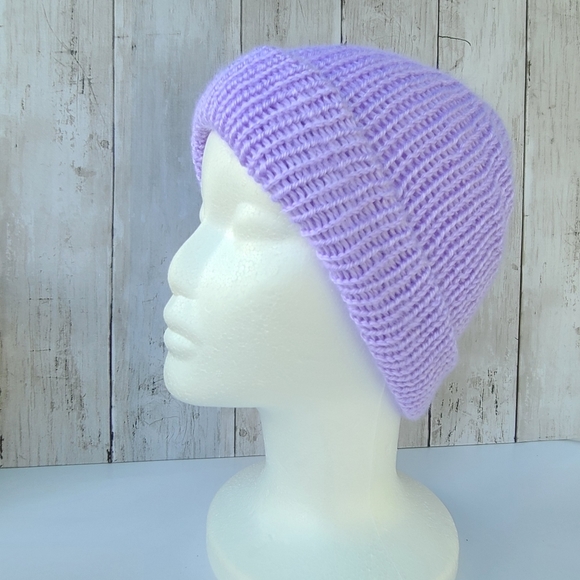 Ladies lilac coloured double knit hat - Picture 2 of 2